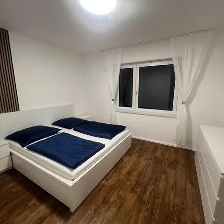 Schoene In Buxtehude- Zentral -lade Saeule -6person Apartment *
