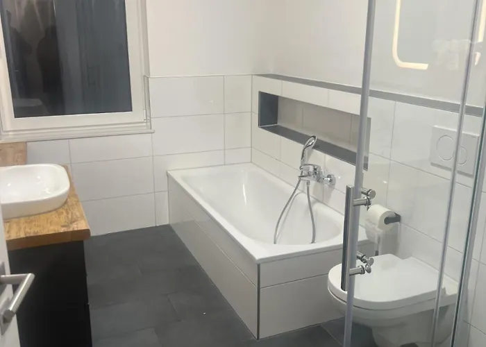 Schoene In Buxtehude- Zentral -lade Saeule -6person * Buxtehude