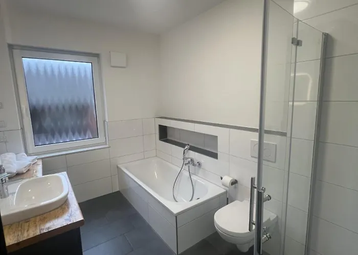 Schoene In Buxtehude- Zentral -lade Saeule -6person * Buxtehude